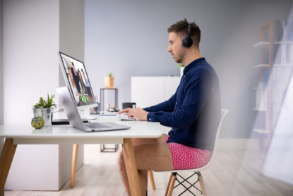 Homeoffice_AdobeStock_306445381_klein.jpeg