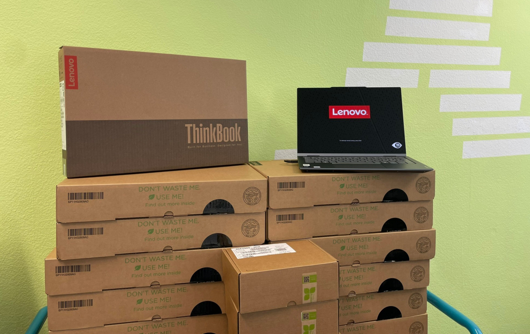 lenovo-quer-bearbeitet.jpg